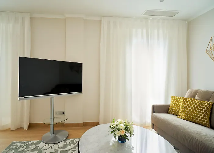 Tandem Soho Apartment *