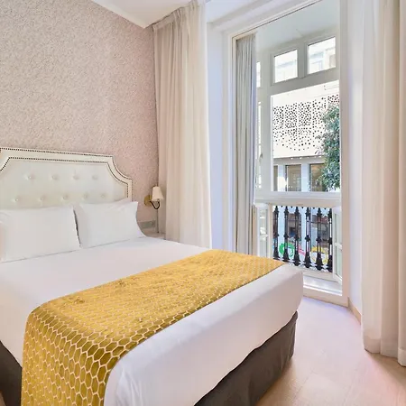 Tandem Soho Apartment *
