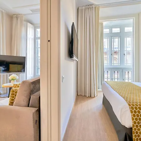 Tandem Soho Apartment